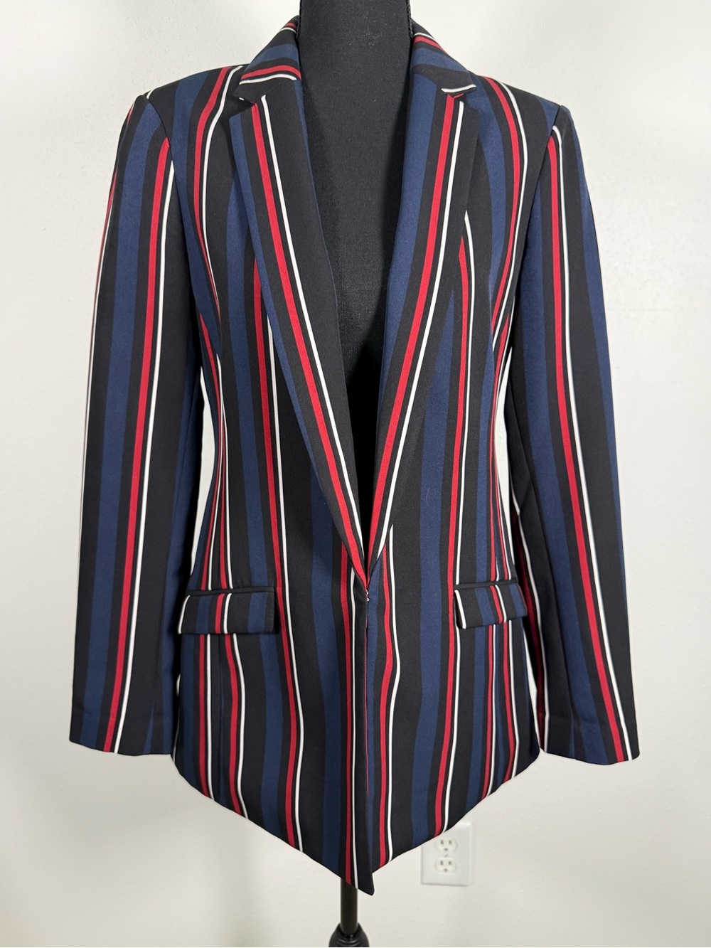 INC NWOT Striped Blazer Red Navy Black Stretch Tailored Women’s Small